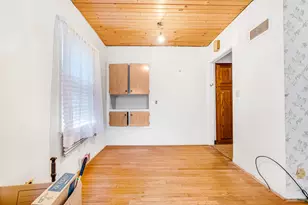 516 N Washington St, Elkhorn, WI 53121 - Photo 6