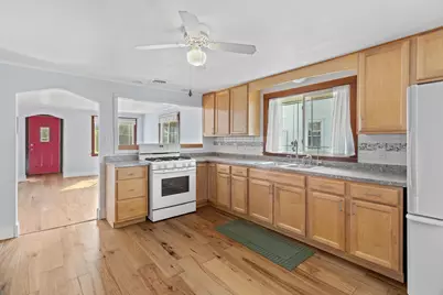 433 S 1st St, Cedar Grove, WI 53013 - Photo 8