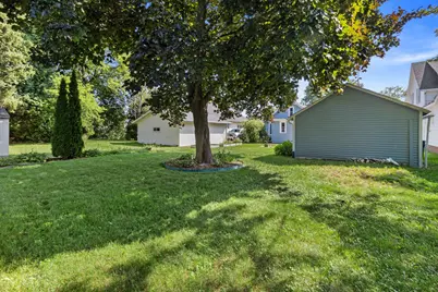 433 S 1st St, Cedar Grove, WI 53013 - Photo 30