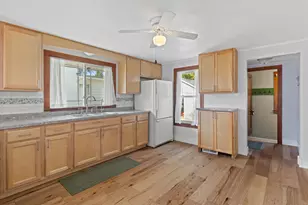 433 S 1st St, Cedar Grove, WI 53013 - Photo 10