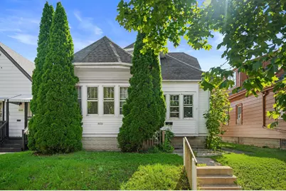 4656 N 40th St, Milwaukee, WI 53209 - Photo 1