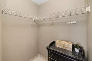 102 N Water St, Milwaukee, WI 53202 - Photo 10