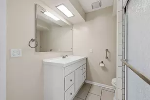 611 W Mequon Rd, Mequon, WI 53092 - Photo 24