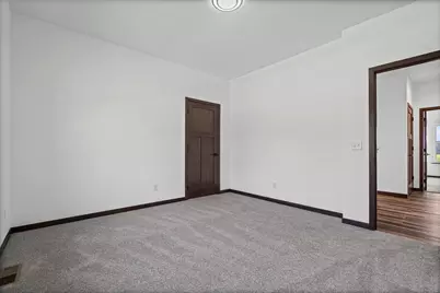 1222  Leo Dr, Holmen, WI 54636 - Photo 14