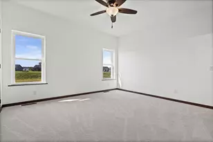 1222 Leo Dr, Holmen, WI 54636 - Photo 10