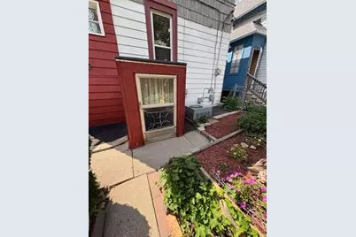 2812 S 34th St, Milwaukee, WI 53215 - Photo 6