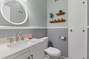 3153 S Pennsylvania Ave, Milwaukee, WI 53207 - Photo 14