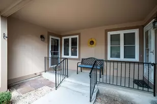 627 W Aspenwood Ct, Bayside, WI 53217 - Photo 32