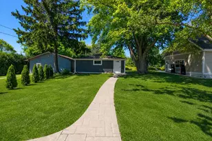 513 N Harrison St, Port Washington, WI 53074 - Photo 18