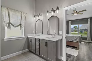 N54W23848 Fieldstone Pass Cir, Sussex, WI 53089 - Photo 16