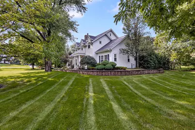 14100  Oakdale Dr, Elm Grove, WI 53122 - Photo 10