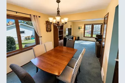 10600 W Monastery Dr, Franklin, WI 53132 - Photo 8