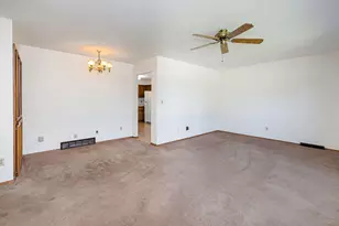 5401 W Cold Spring Rd, Greenfield, WI 53220 - Photo 4