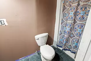 2405-2407 N Frederick Ave, Milwaukee, WI 53211 - Photo 52