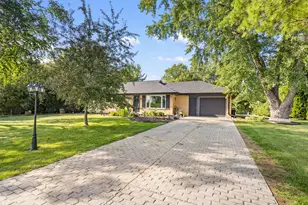 15440 Mt Vernon Ave, Brookfield, WI 53005 - Photo 2