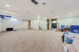 7827 W Eden Pl, Milwaukee, WI 53220 - Photo 22