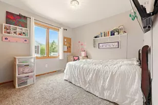 6620 High Hill Cir, Racine, WI 53402 - Photo 14