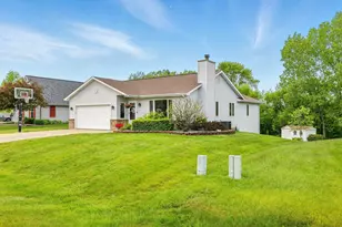 6620 High Hill Cir, Racine, WI 53402 - Photo 24