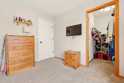 6620  High Hill Cir, Racine, WI 53402 - Photo 18