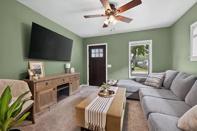 2311  Wood St, La Crosse, WI 54603 - Photo 2