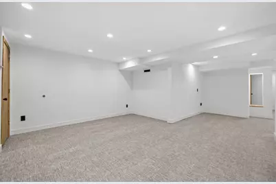 1012  Arcadin Ave, Waukesha, WI 53186 - Photo 28