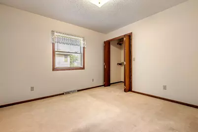 3450  Woodbridge Ct, La Crosse, WI 54601 - Photo 10