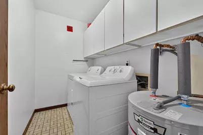 6650  Mariner Dr #103, Racine, WI 53406 - Photo 14