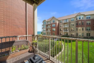 4120 S Lake Dr #265, Saint Francis, WI 53235 - Photo 22