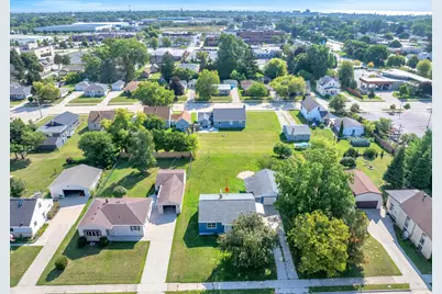 1209 N 28th St, Sheboygan, WI 53081 - Photo 26