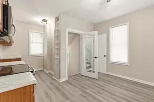 1626 S 32nd St, Milwaukee, WI 53215 - Photo 12