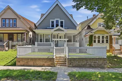 1626 S 32nd St, Milwaukee, WI 53215 - Photo 2