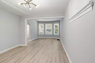 1626 S 32nd St, Milwaukee, WI 53215 - Photo 6