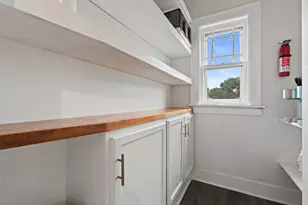 3116 S 9th St, Milwaukee, WI 53215 - Photo 16