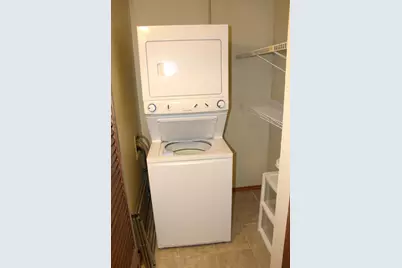 237  Madison St #55, Waukesha, WI 53188 - Photo 12
