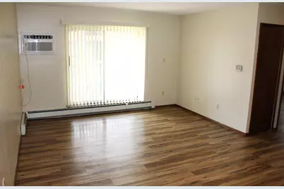 237  Madison St #55, Waukesha, WI 53188 - Photo 22