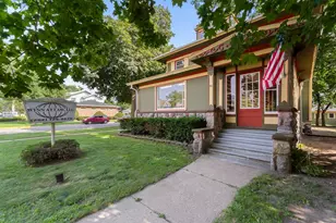 520 E Walworth Ave, Delavan, WI 53115 - Photo 38