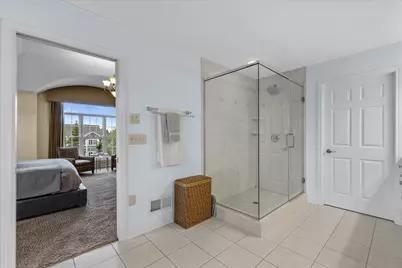 11222 W Meadowcreek Dr, Milwaukee, WI 53224 - Photo 22