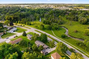 N83W14201 Menomonee Ave, Menomonee Falls, WI 53051 - Photo 34