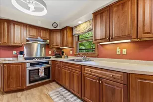 N83W14201 Menomonee Ave, Menomonee Falls, WI 53051 - Photo 12