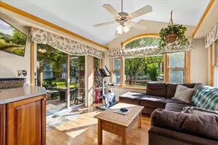 N83W14201 Menomonee Ave, Menomonee Falls, WI 53051 - Photo 8