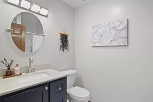 986 93rd St, Pleasant Prairie, WI 53158 - Photo 32