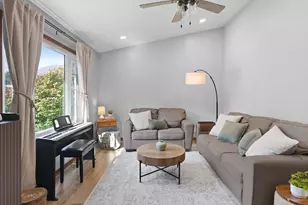 986 93rd St, Pleasant Prairie, WI 53158 - Photo 8
