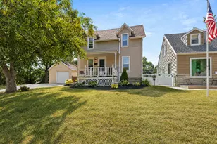 3127 N 90th St, Milwaukee, WI 53222 - Photo 2