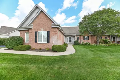 222  Eagle Cove Cir, North Prairie, WI 53153 - Photo 1