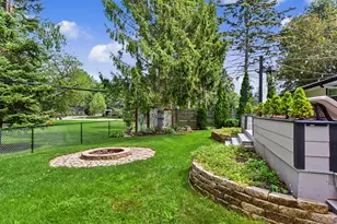 4312 W Upham Ave, Greenfield, WI 53220 - Photo 38