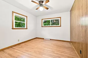 9935 W Green Tree Rd, Milwaukee, WI 53224 - Photo 20
