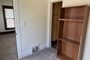 934 Wilson St, Racine, WI 53404 - Photo 10