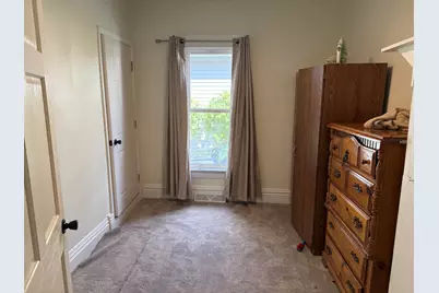934  Wilson St, Racine, WI 53404 - Photo 8