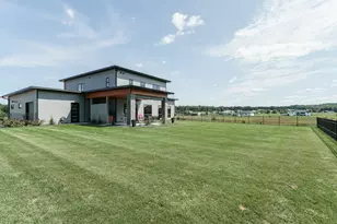 5921 N Sessler Ct, Harmony, WI 53563 - Photo 14