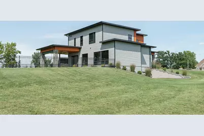 5921 N Sessler Ct, Harmony, WI 53563 - Photo 8